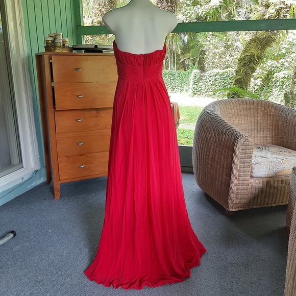 Aidan Mattox Red gown size 8 preowned - Picture 8 of 14